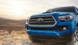 تویوتا تاکوما 4WD XSE full